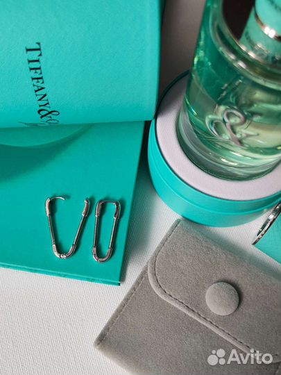 Необычные серьги булавки