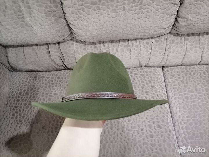 Шляпа фетровая