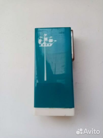 Зажигалка бензиновая