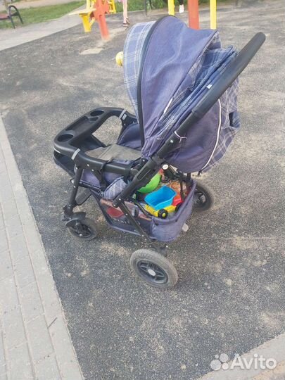 Прогулочная коляска