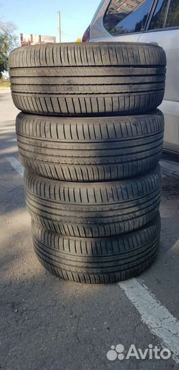 Kinforest KF-550 275/45 R20