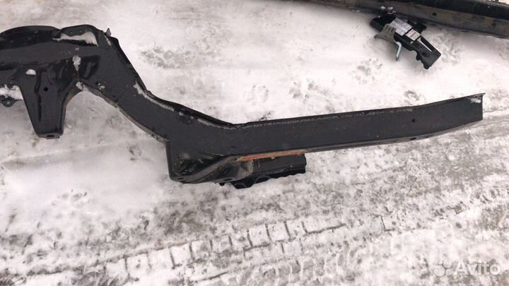 Toyota RAV4 20 лонжерон передний новый