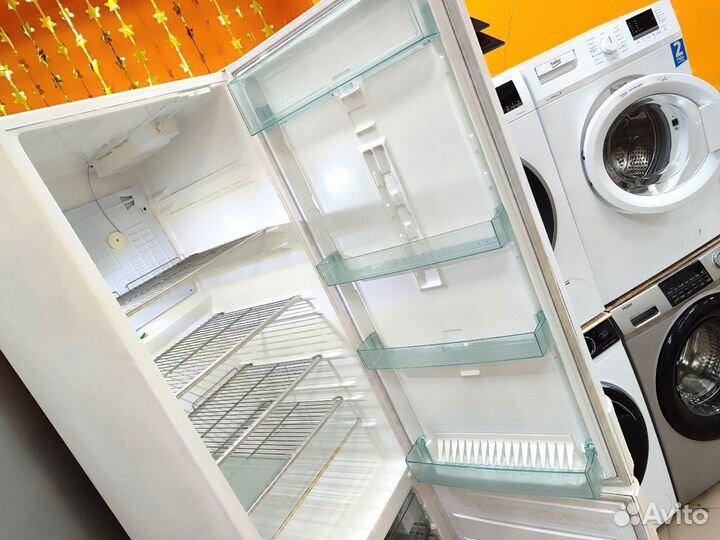 Холодильник бу Electrolux. На гарантии