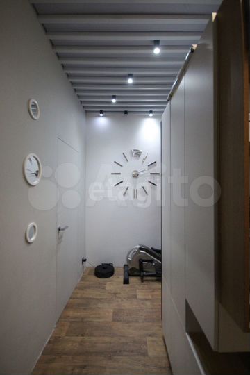 Коттедж 240 м² на участке 12 сот.