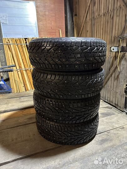 Kormoran Stud 2 205/55 R16 27L