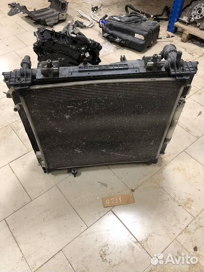 Кассета радиаторов 204dtd Range Rover Discovery 5