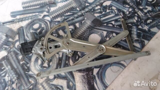 Стеклоподъемник электрический передний левый