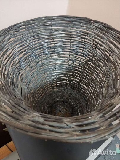 Ваза напольная плетеная