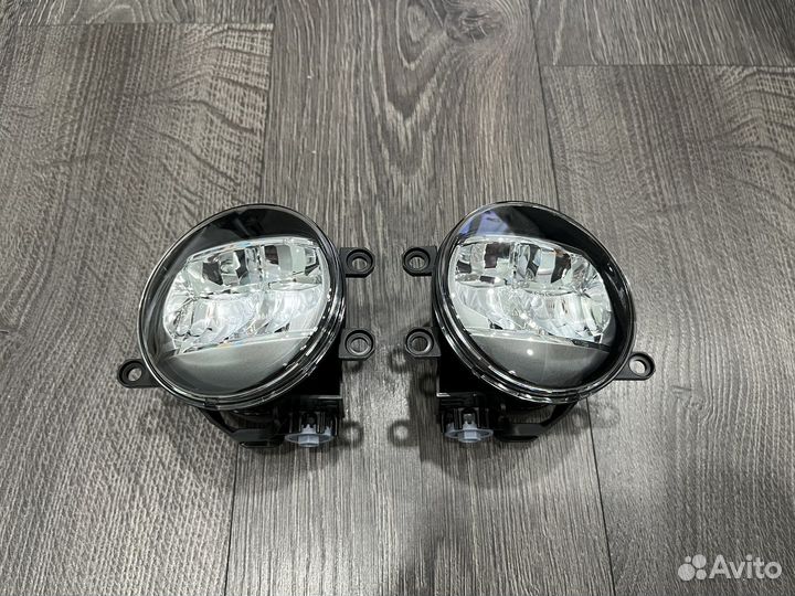 Противотуманки LED на Toyota/Lexus