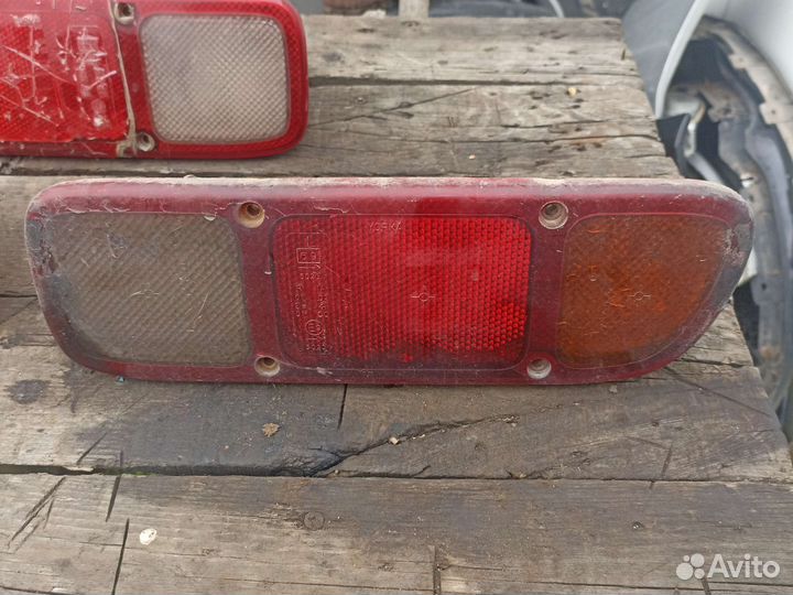 Фонарь в задний бампер Ниссан Террано Форд Маверик