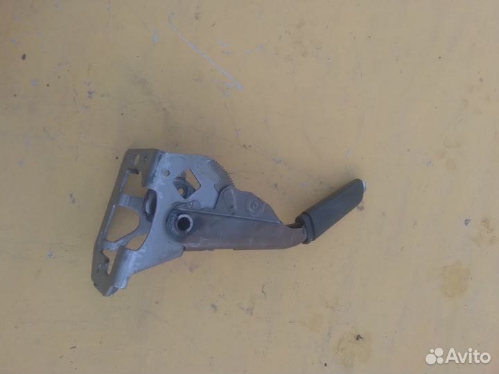 Рычаг ручного тормоза Ford Focus 2