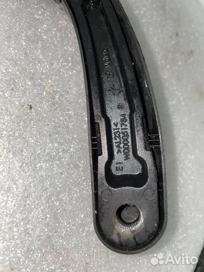 Поводок стеклоочистителя левый Mercedes-Benz