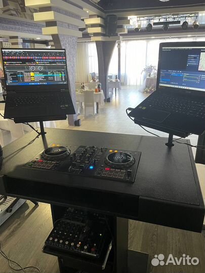 Стол для dj фасад