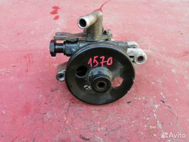 Насос гидроусилителя Kia Sportage JE G4GC 2.0 dohc