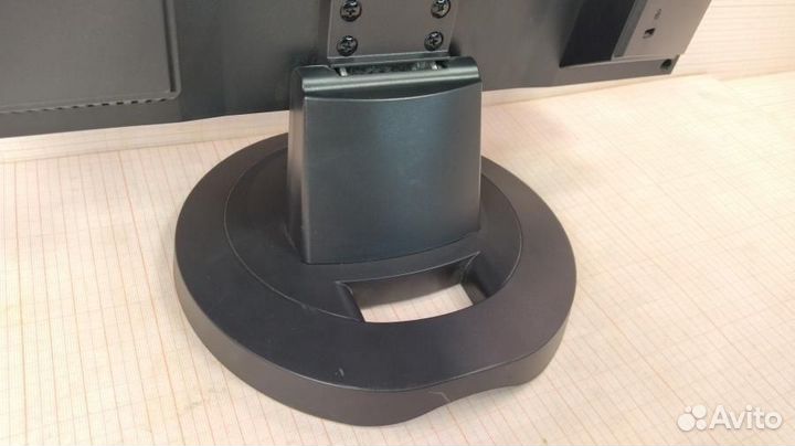 Монитор б/у 17