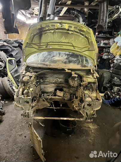 В разборке Peugeot 207