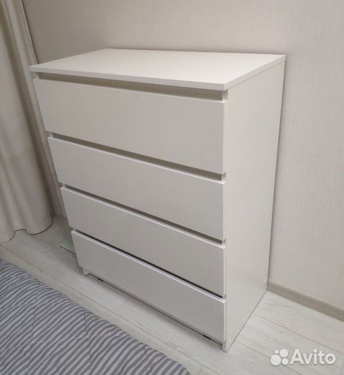 Комод Белый Хилтон 4 ящика