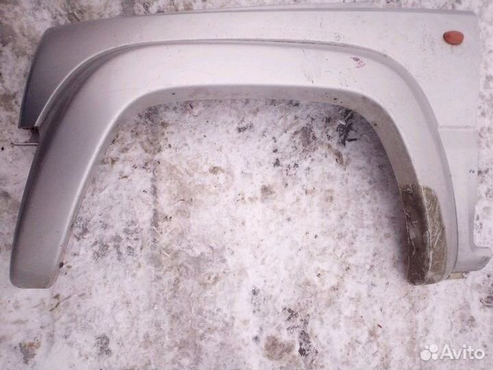 Крыло левое Jeep Liberty KJ 01-04