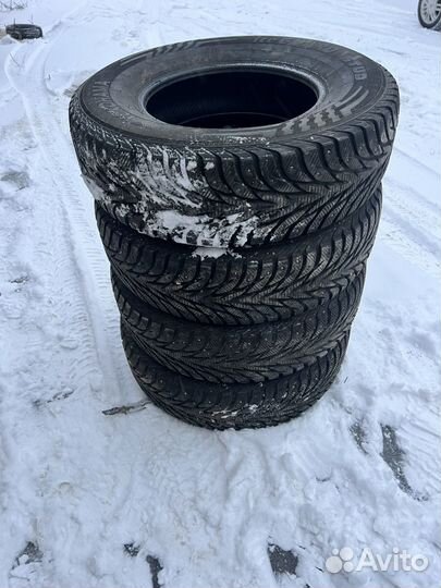 Yokohama Ice Guard Stud IG55 235/65 R16 108T