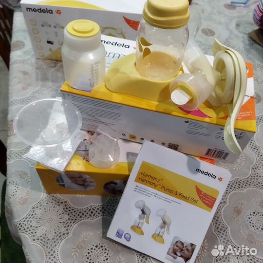 Молокоотсос medela ручной