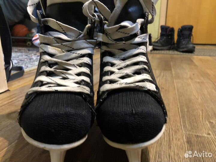 Коньки хоккейные 37-38 размер