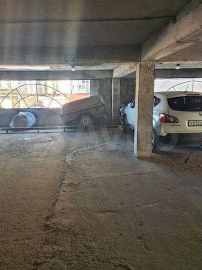 Машиноместо, 12 м²