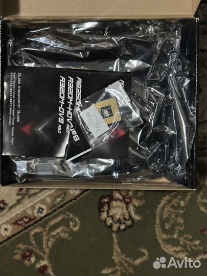 Материнская плата с процессором и памятью