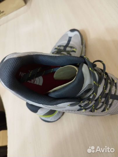 Кроссовки мужские 43 размера новые