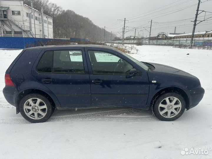 Volkswagen Golf 1.4 МТ, 2001, 280 000 км