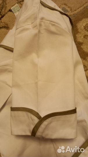 Халат новый белый на кнопках размер 42
