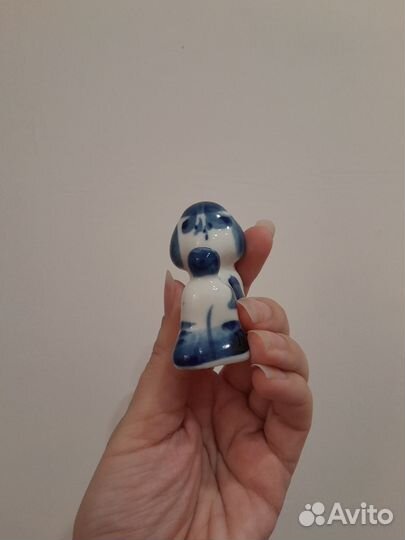 Статуэтка Собачка гжель