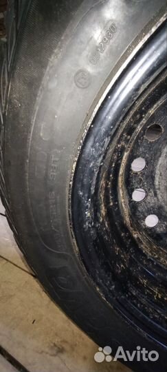 Sava Eskimo Stud 215/65 R16 98T