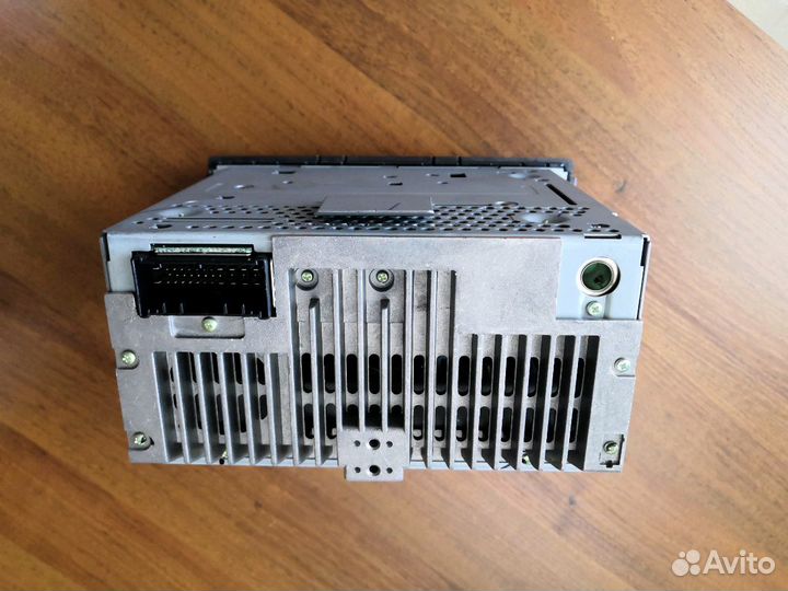 Hyundai Santa fe II. Штатная магнитола