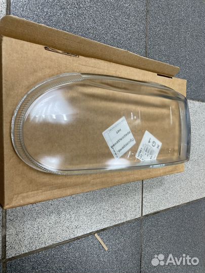 Стекло фары левое vw golf 3 1991-1997 прозрачное