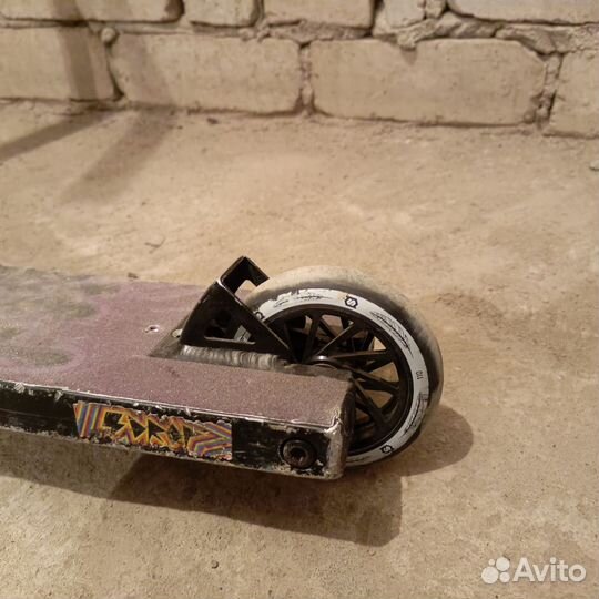 Трюковой самокат