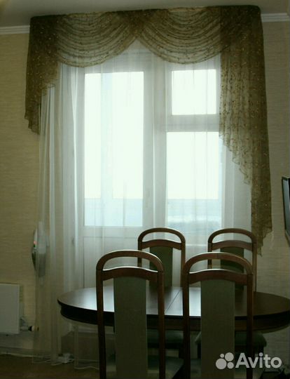 Шторы с карнизом