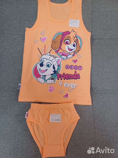 Комплект белья для девочки новый