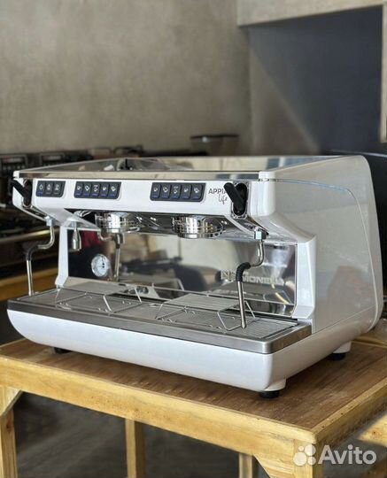 Кофемашина Nuova Simonelli Appia Life 2 GR V