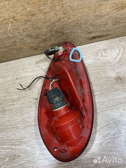 Фонарь задний правый Chrysler PT Cruiser 111519