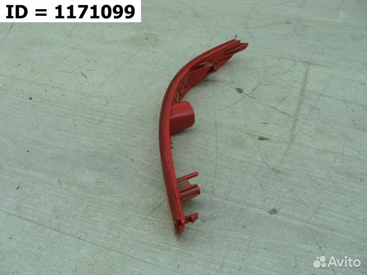 Светоотражатель катафот заднего бампера левый Kia