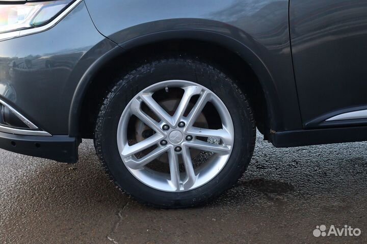 Mitsubishi Outlander 2.0 CVT, 2016, 115 000 км