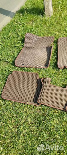 Автомобильные коврики eva