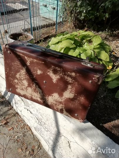 Ретро чемодан времен СССР