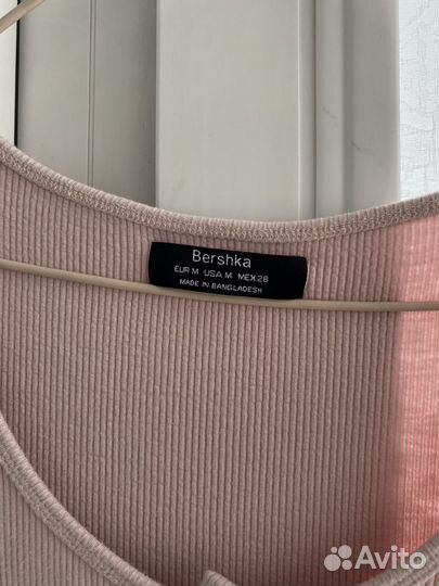 Лонгслив bershka