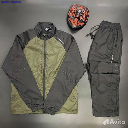 Спортивный костюм