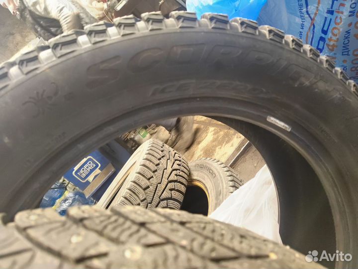 Pirelli Scorpion Ice Zero 2 225/55 R19