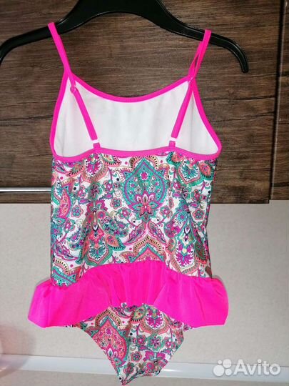 Новый купальник 146р