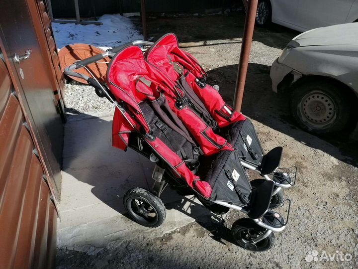 Коляска для двойни или погодок