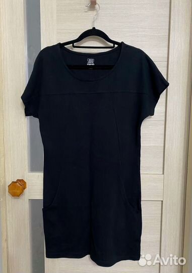 Платье женское 44 46