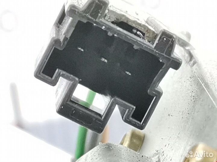 Моторчик заднего стеклоочистителя (дворника)